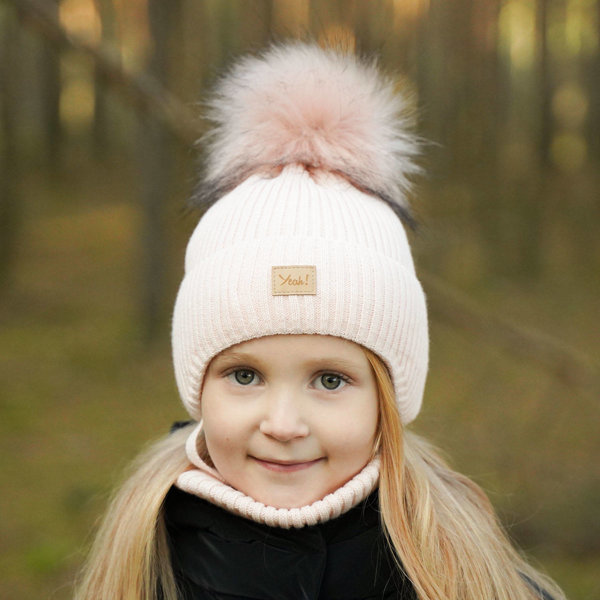 Зимний комплект для девочки: шапка и труба розового цвета с помпоном Dilajla